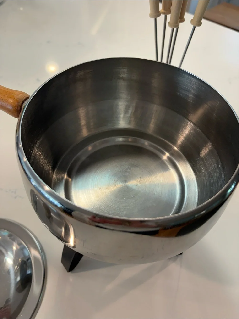 Stainless Steel Fondue Pot with Wooden Handle - Multi